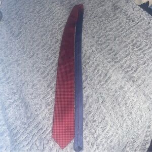 Elegant Red and Blue Tommy Hilfiger Men's Tie Set